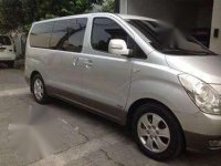 2009 Hyundai Grand Starex Silver Van For Sale 