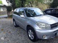 Toyota RAV4 2004 MT Silver SUV For Sale 