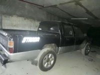 Mitsubishi Strada pick up 4x4 aircon 4d56 FOR SALE