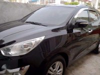 Hyundai Tucson 2012 AT Black SUV For Sale 