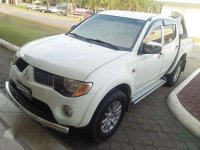 Mitsubishi Strada GLX 2008 White Pickup For Sale 