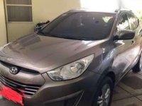 Hyundai Tucson 2010 Beige SUV For Sale 