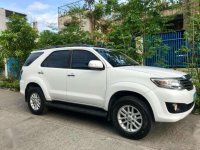 Toyota Fortuner G 2012 Manual for sale 