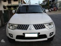 2013 MITSUBISHI MONTERO GLX - super COOL aircon - MT - diesel for sale