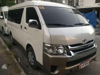 2017 Hiace Grandia 3.0 GL Pearl White Manual Transmission for sale