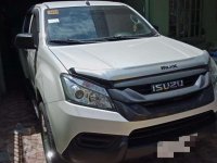 Isuzu MuX Limited (Almost Brand New) 2015 for sale