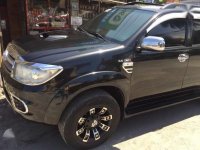 Toyota Fortuner 2011 V 4x4 gensan plate 860k negotiable for sale