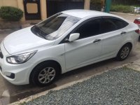 Hyundai Accent 2014 white manual (gasoline) 1.4 FOR SALE