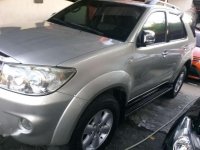 2010 Toyota Fortuner 2.5 G 4x2 automatic transmission for sale