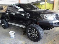 Almost brand new Toyota Hilux Gasoline 2014 for sale