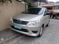 For sale 2012 Toyota Innova E matic