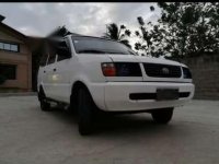 Toyota Revo 2000 model Diesel FOR SALE