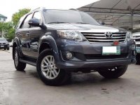 ALMOST BNEW 2012 Toyota Fortuner 4X2 G AT