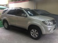 Good as new Toyota Fortuner 2.7G 2009 for sale