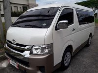 2017 Toyota HiAce GL Grandia 3.0 manual