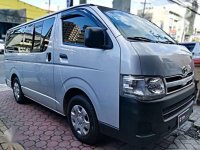 2011 TOYOTA Hiace Commuter FOR SALE 