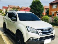 Isuzu Mux LS 3 0 AT 2016 mdl 4x2 FOR SALE 