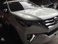 2017 Toyota Fortuner 2.4 V 4x2 Diesel Automatic Pearlwhite