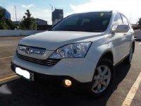 2008 HONDA CRV - automatic trans . 4x4 . very NICE and CLEAN