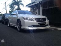 Toyota Camry 2.5V 2012 1st Owned/Clean Papers