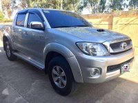 2011 Toyota Hilux G 3.0 4x4 AT (Top of the line)