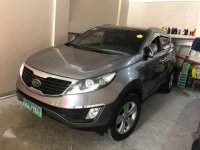 Kia Sportage 4 x 4 2011 top of the line