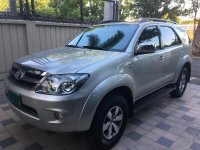 Well maintained Toyota Fortuner 2006