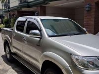 Toyota Hilux 2011 MT FOR SALE 