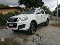 Toyota Hilux 2015 Trd manual 4by2 white 998000