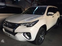 2017 TOYOTA Fortuner 24 G 4x2 Automatic PearlWhite