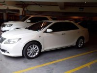 2013 Toyota Camry 2.5V (pearl white) first owner for sale fully loaded