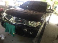 Mitsubishi Strada 2013 AT 4WD top of the line FOR SALE