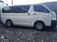 2017 Toyota Hiace 3.0 Commuter Manual White Met