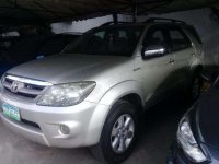 Toyota Fortuner 2006 gas for sale 