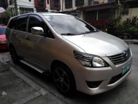 2012 TOYOTA Innova E FOR SALE 