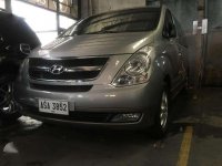 2015 Hyundai Starex VGT Red Central for sale 