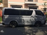 2016 Toyota Hiace 30 Commuter Manual Tranny Silver