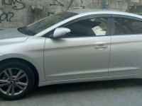 2016 Hyundai Elantra Matic Grab PA Assume Balance para sa mga hirap sa Approval