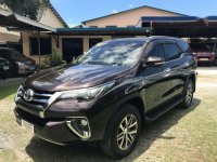 2016 model Toyota Fortuner V 4x2 automatic dieseL FOR SALE