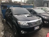 2015 Toyota Fortuner V Automatic Black Diesel FOR SALE