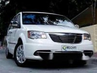 Chrysler Town and Country 2011 AT for sale
