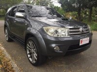 Toyota Fortuner 2011 V AT for sale