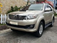 Toyota Fortuner G AT 2013 Beige SUV For Sale 