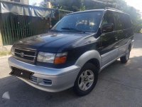 Toyota Revo sports runner 2000 a/t FOR SALE