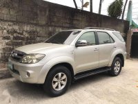 2009 Toyota FORTUNER G Diesel AT For Sale 