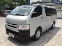 2017 TOYOTA HiAce Commuter 3.0 engine Manual