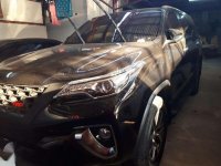 Toyota Fortuner V 2017 4x2 FOR SALE 