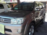 Toyota Mitsubishi Isuzu 2010 FOR SALE