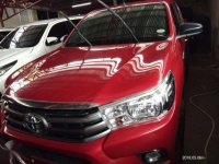 2017 Toyota hilux 4x2 E manual RED newlook for sale 