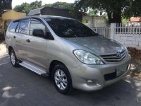 2011 Toyota INNOVA E. Diesel Manual. all ORIG. Brand new condition